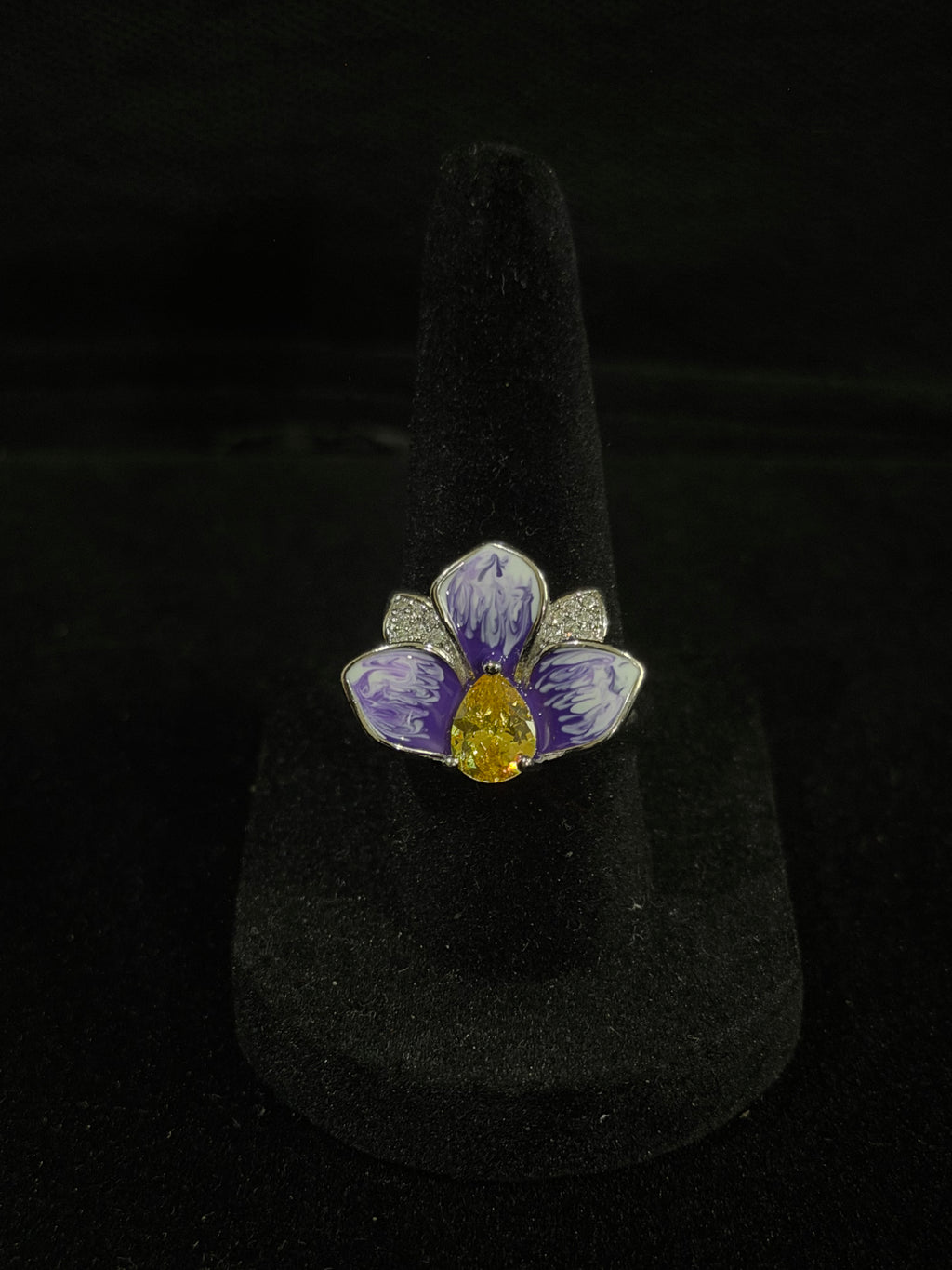Purple Floral Statement Ring in 925 Silver (Size-8)