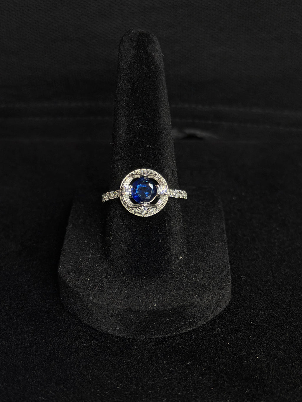 Midnight Blue Solitaire Ring in 925 Silver (Size-8)