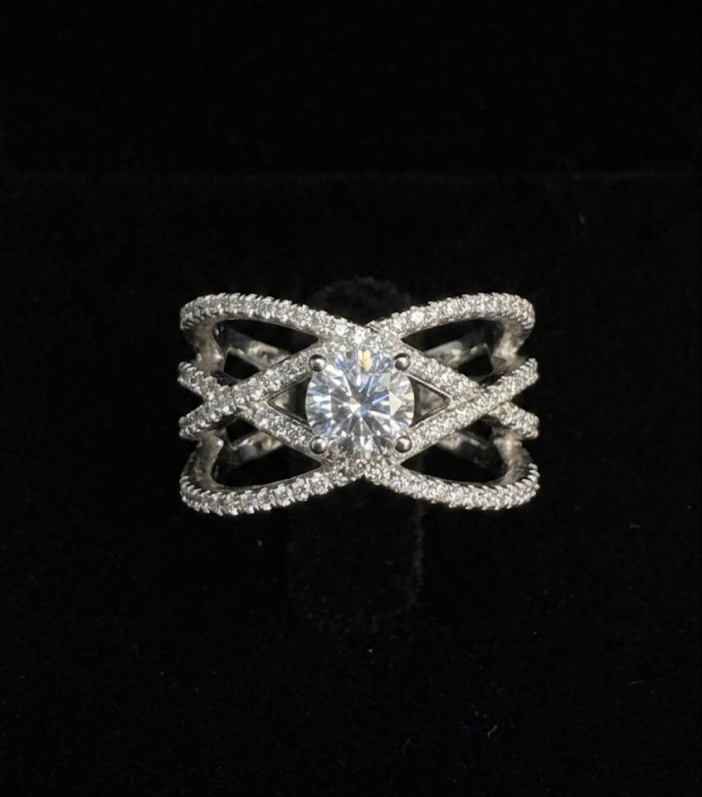 925 Silver VVS Moissanite Criss Cross Ring (Size 8)