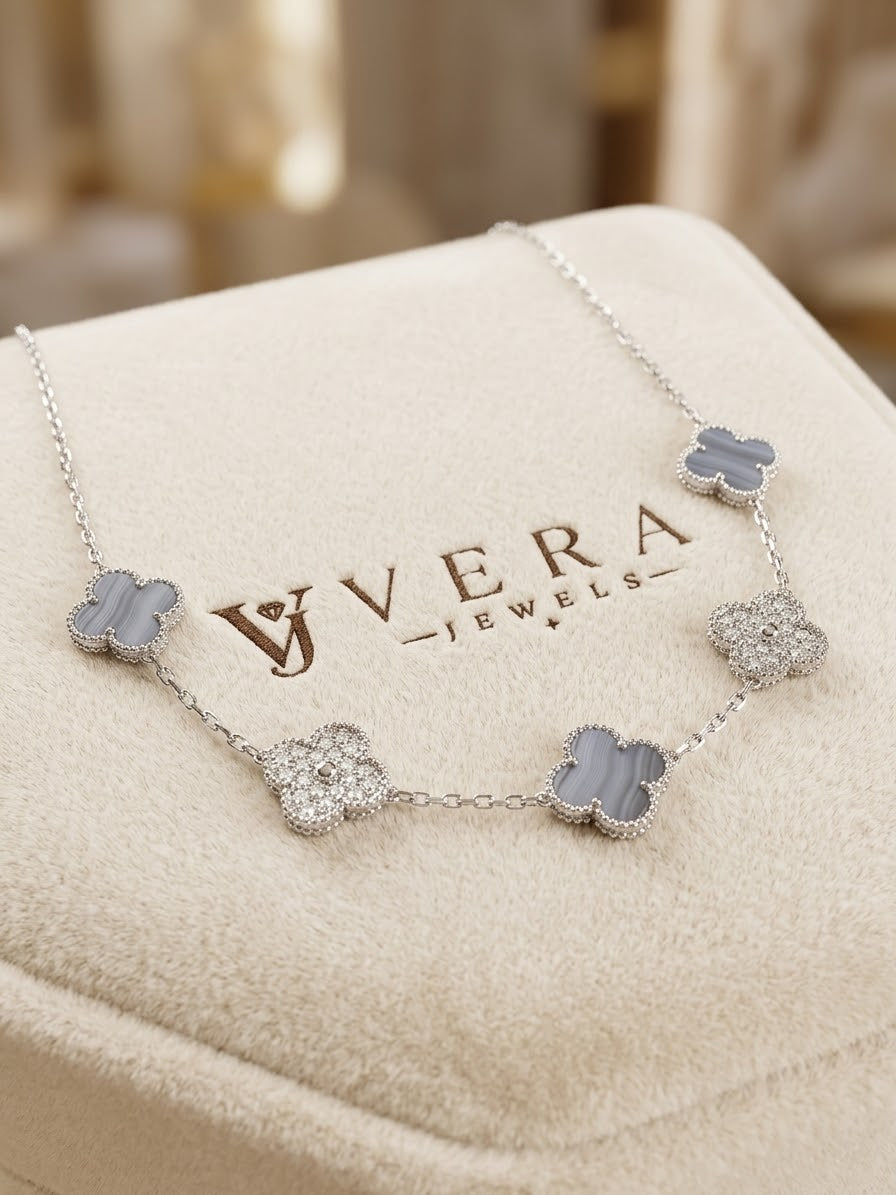MOISSANITE CLOVER BRACELET