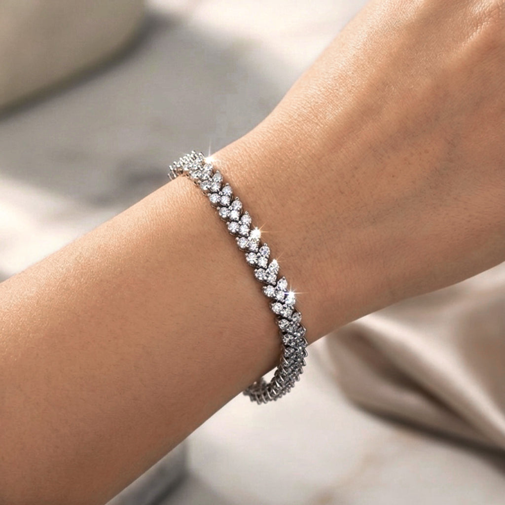 VVS Moissanite Heart Bracelet – 925 Silver