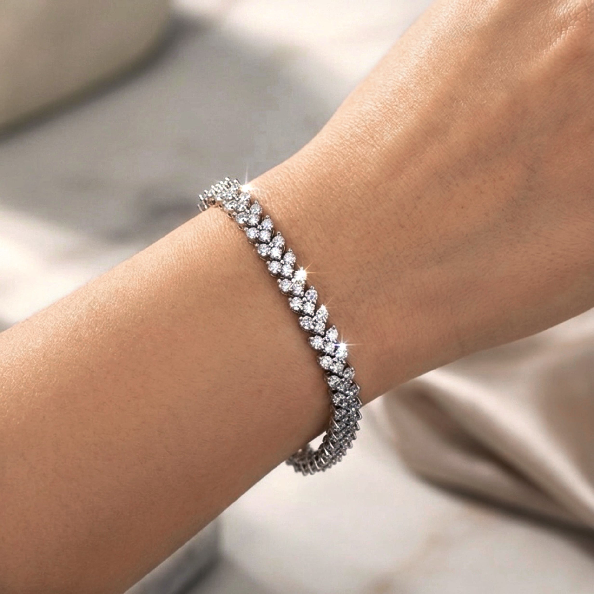 VVS Moissanite Heart Bracelet – 925 Silver